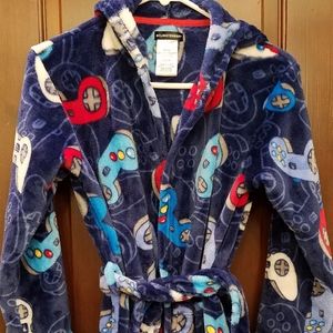 Climate Smart Boy/'s Hooded Video Game Luxe Fleece Robe